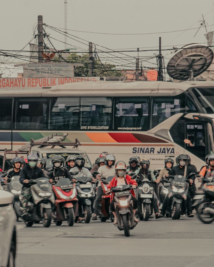 5 Essential Safety Tips for Motorcycle Riders